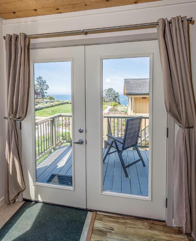 Inn At Cove 3*