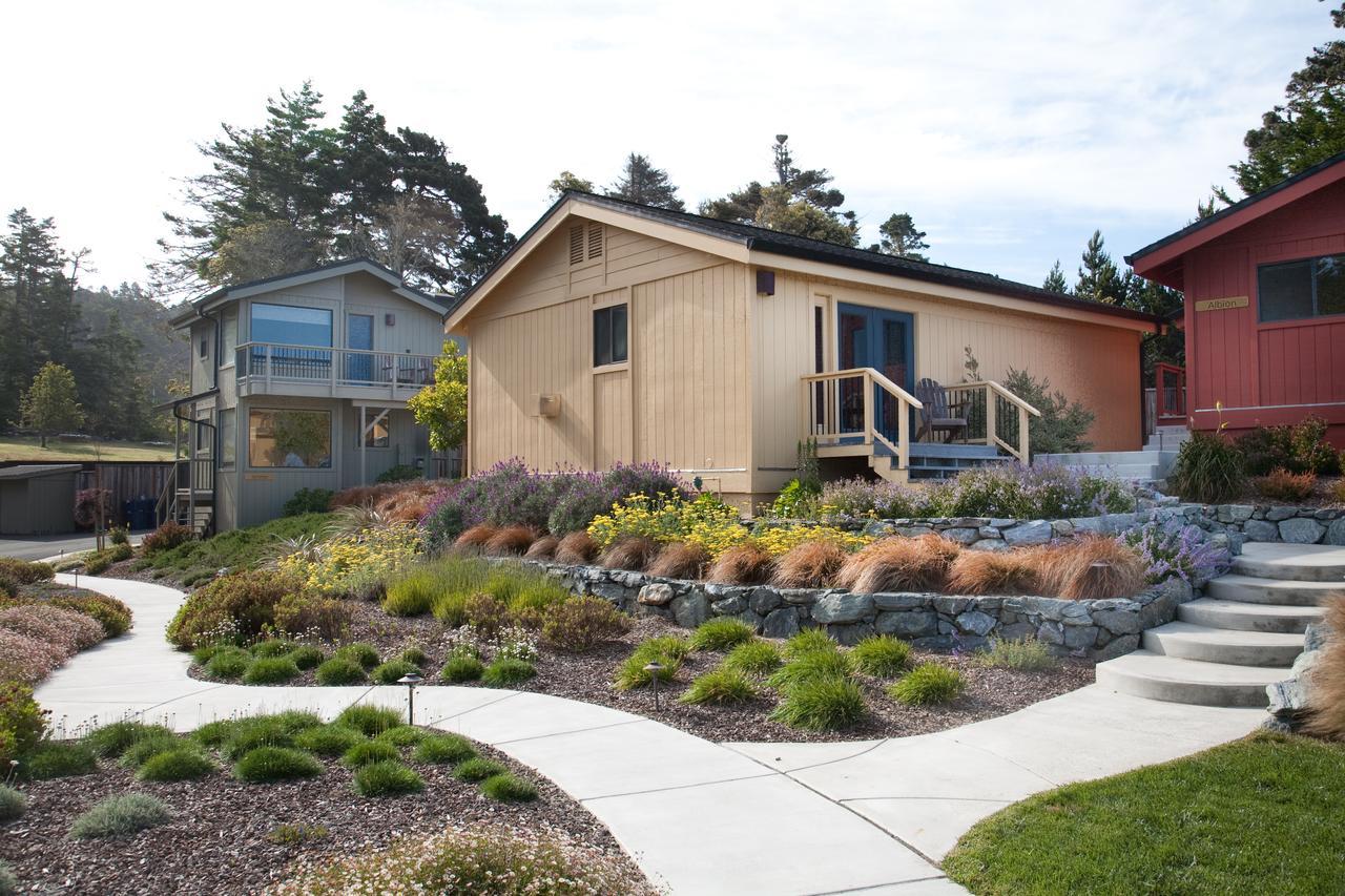 Inn At Cove 3*